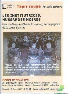 Tapis rouge: institutrices du 19ème siècle  - 0
